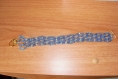 Bracelet tressé bleu en perles de rocailles et perles toupies 