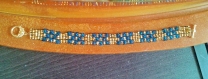 Bracelet royal aux toupies bleues 