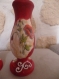 Bougeoir porte bougies peint en rouge et décoré en serviettage coquelicot