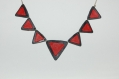 Collier triangle porcelaine froide