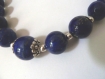 Collier mi-long en perles de véritable lapi lazuli