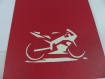 Carte moto de route couverture en kirigami couleur rouge groseille et gris perle