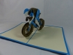 Carte cycliste en relief kirigami 3d couleur bleu turquoise et ivoire