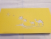 Carte nativité couverture en kirigami couleur jaune soleil et ivoire