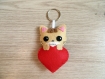 Porte clé chat personnalisé, dans un coeur, en feutrine, fait main, cadeau amoureux