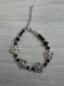 Bracelet perles fleurs argent tibétain et perle noires