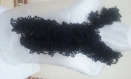 écharpe fait main avec pompon noir