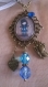 Bijoux fantaisies- collier vintage en bronze image d'une fillette-idée cadeaux