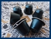 Boucles d'oreilles triangle, réalisées dans des capsules de café nespresso bleu/acier