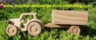 Petit tracteur moderne 7 cm + remorque  en bois massif 
