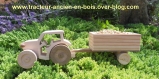 Tracteur moderne 12 cm  + remorque  en bois massif 