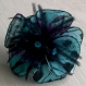 Petite barrette fleur en tissu & plumes et perles 035