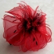 Grande barrette fleur rouge en organza, plumes et perles