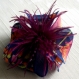 Petite barrette fleur en tissu & plumes et perles