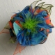 Grande barrette fleur en tissu & plumes et perles 070