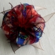 Broche fleur en tissu & plumes et perles