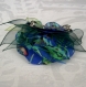 Grande barrette fleur en tissu & plumes et perles 077