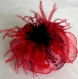 Petite barrette fleur rouge en tissu & plumes et perles
