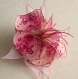 Grande barrette fleur en tissu & plumes et perles 085