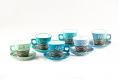 Lot de 6 tasses et sous tasses en porcelaine peint à la main couleurs bleu, argent , noir et blanc 
