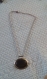 C258- collier en plaqué argent avec une pierre goldstone bleu foncé pailleté