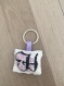 Porte clés lettre h violet clair