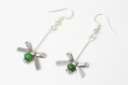 Boucles d'oreille nœud et perle en bois vert