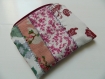 Porte-monnaie en tissu patchwork, petite pochette zippée, pochette rose fleuri coton bio, petite trousse