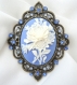 Magnifique pendentif avec camee bleu et cristal swarovski 