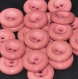 B62g4r / mercerie boutons plastique rose 25mm vendus à l'unité