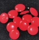 B65b1r / mercerie boutons plastique rouge bordure noire 10mm vendus à l'unité