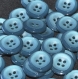 B68f1r /  boutons plastique bleu 18mm vendu à l'unité