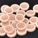 B69d1r /  boutons plastique beige rosé 14mm vendu à l'unité