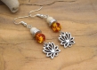 Boucles d'oreilles ambre fleur de lotus, pendant fleur de lotus perle fossile, bijoux ethniques, cadeau femme, bijoux fleur