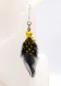 Boucle d'oreille plumes noires coeur jaune, bijoux plumes noires et jaunes