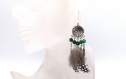 Boucle d'oreille chandelier argent antique plumes noires et blanches, agates naturelle rondes vertes - bijoux ethniques, amérindien