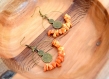 Créoles corail - boucles d'oreilles - gemstone earrings - gold plated hoops
