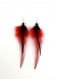 Boucle d'oreille plumes naturelles noires et rouges ; boucles oreille chics à facettes, boucle d'oreille plumes de fêtes, bijoux