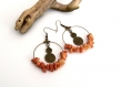 Créoles corail - boucles d'oreilles - gemstone earrings - gold plated hoops