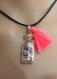Collier pendentif fiole en verre coquillage miniature, cadeau pendentif coquillage, bijoux avec pompon, vacances été plage