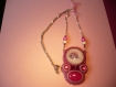 Collier brodé de perles et pierre agate rose motif souris