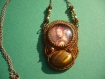 Collier brodé de perles motif elfe au dragon original