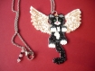 Bijou en perle delica tissées motif chat ange