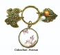 B3.14 bijou femme papillon sakura porte-clés bijou fantaisie bronze cabochon verre cherry blossom fleurs de cerisier asie chine japon japonaise