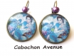 B3.1147 bijou femme geisha fleurs sakura boucles pendants bijou fantaisie bronze cabochon verre femme d'asie asiatique chine chinoise japon japonaise bleu turquoise (série 2) 