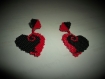 Boucles d'oreille coeur rouge et noir