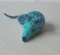 Mimi petite souris en laine verte rayée bleu-pétrole tricotée main