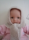 Bonnet-echarpe bébé laine mérinos extra fine  baby alpaga et cashmire couleur gris ficelle tricot fait main