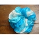 Chouchou laine fantaisie fait main bleu turquoise blanc 