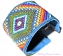 Bracelet tissé style amérindien multicolore, avec des  delicas miyuki  brillants ,sur cuir de veau bleu.
